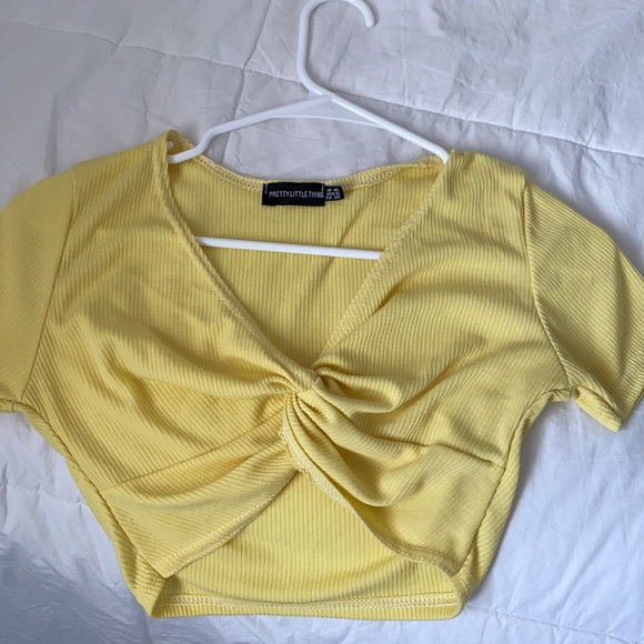 Pretty Little Thing top - Picture 3 of 3